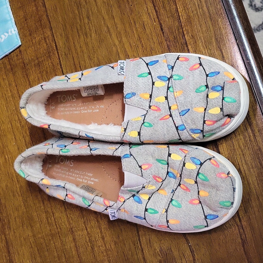 Christmas light furry lined Tom's slip on